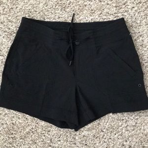 Athleta Rincon Shorts